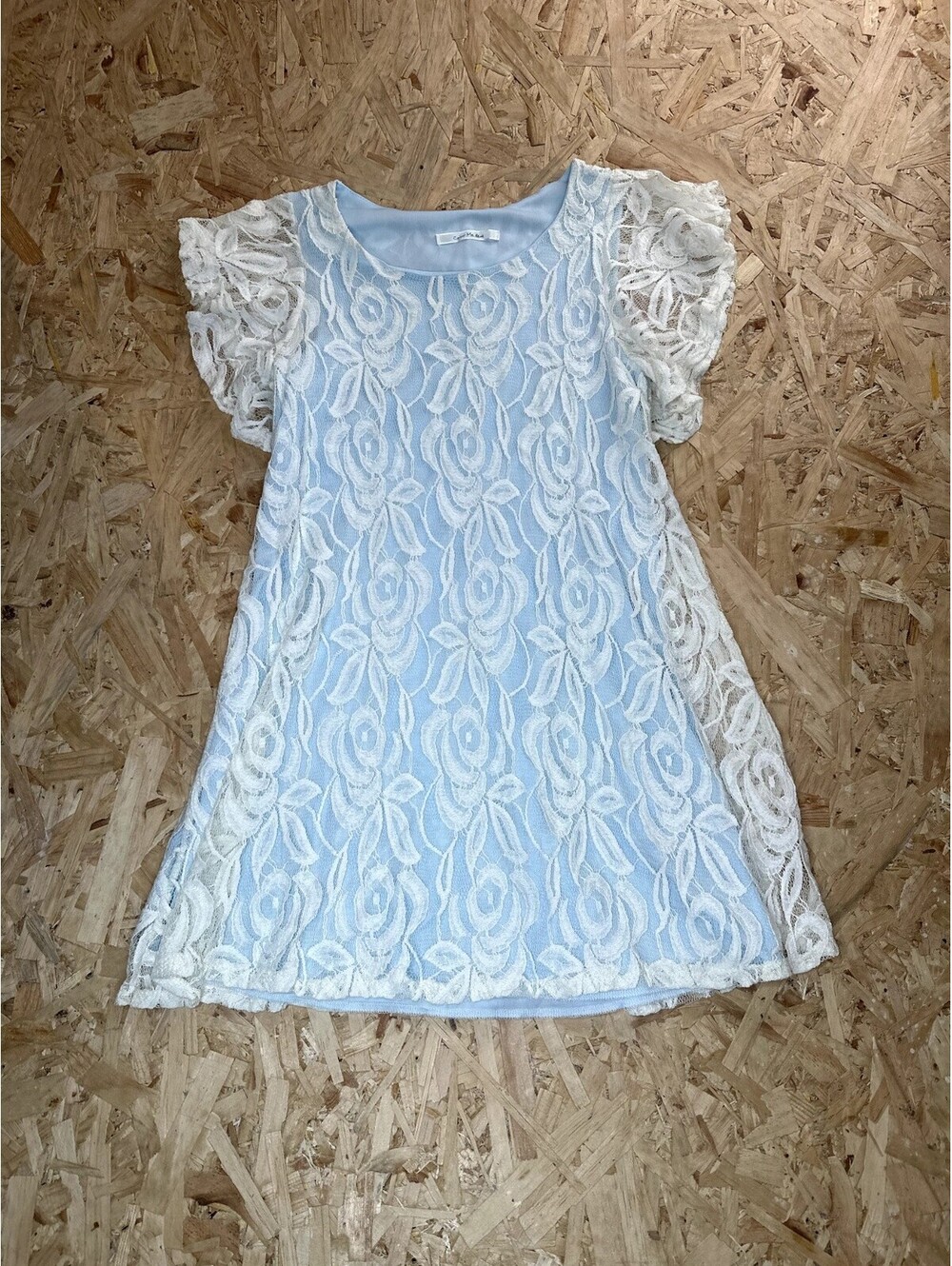 Color Me Red Girls Dress Size S Light Blue Floral Lace Flutter Sleeve Made in